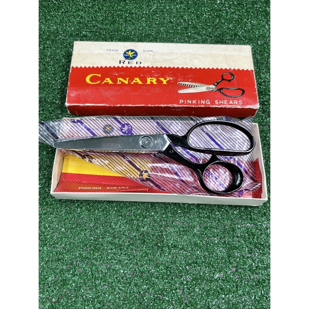 Vintage Boxed Red Canary Pinking Shears Size‎ 8